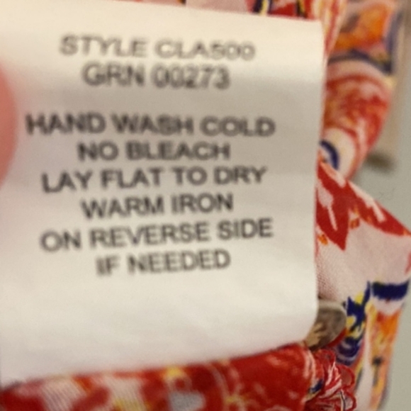 Fig and Flower Anthropologie Blouse Top Size Small Geometric Button V Neck - Picture 2 of 12